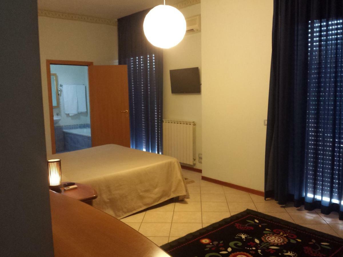 Thaire Resort Castel Volturno Exterior photo