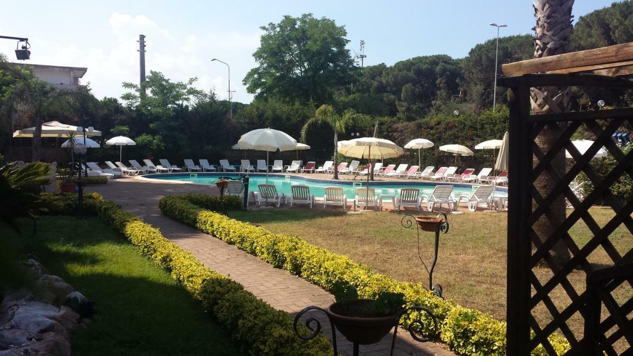 Thaire Resort Castel Volturno Exterior photo
